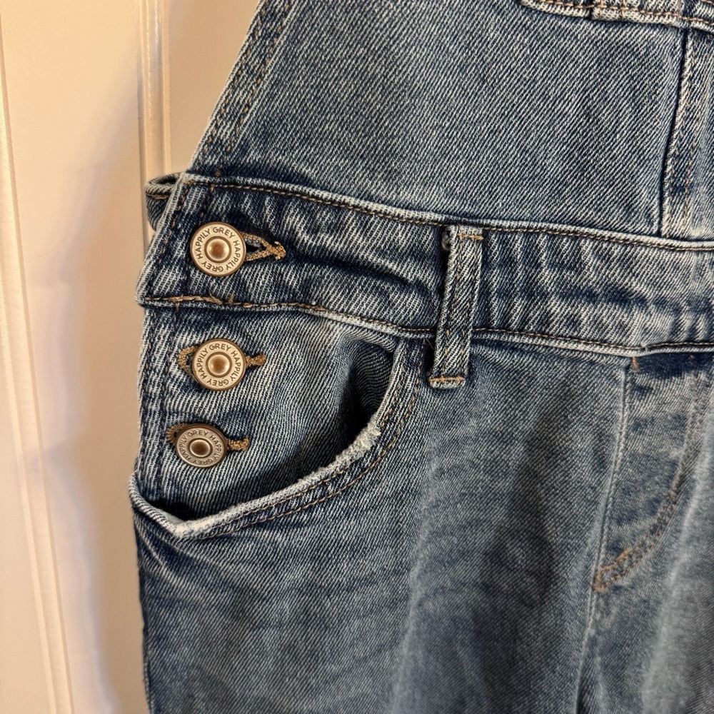 Happily Grey Overalls Medium Wash Denim Raw Hem Women’s Size 1/25 30” Inseam - Picture 5 of 13